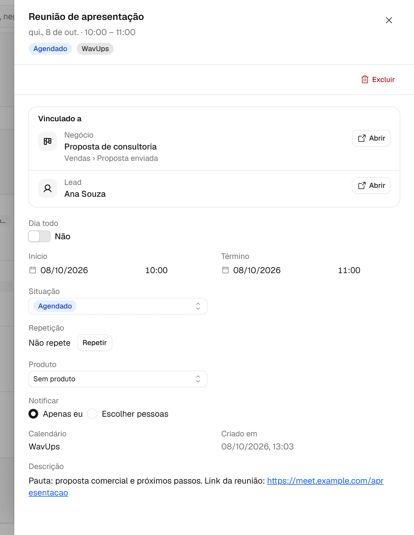 Painel de detalhes de um evento com título, situação, cartão Vinculado a, dia todo, início e término, repetição, produto e quem é notificado.